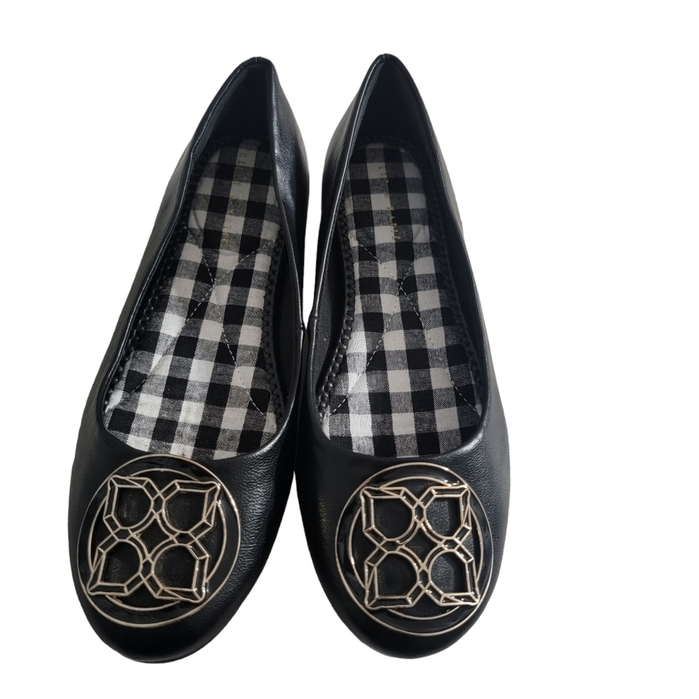 Kelly & Katie black Ballet flats nwob size 6 silver embellishment